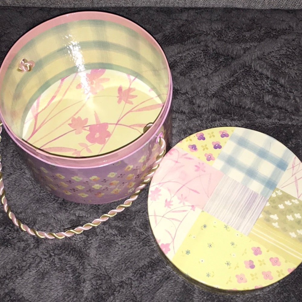 Easter Colors Lidded Box With Handle NWOT